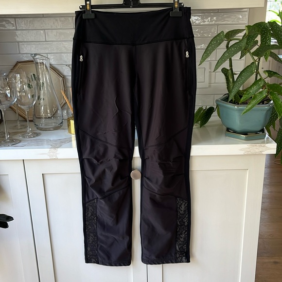 VGUC Lululemon running pant - Picture 4 of 11